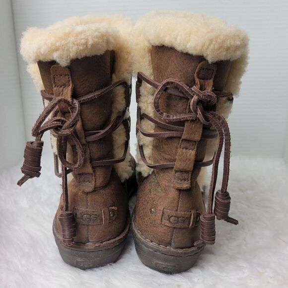 UGG Akadia Stout Womens Size 8 Brown Winter Booties Lace Up Boots Leather - Picture 4 of 8